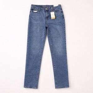 Natural Reflections Straight Leg Jeans NWT Size 10 Mid Rise Blue Denim Classic